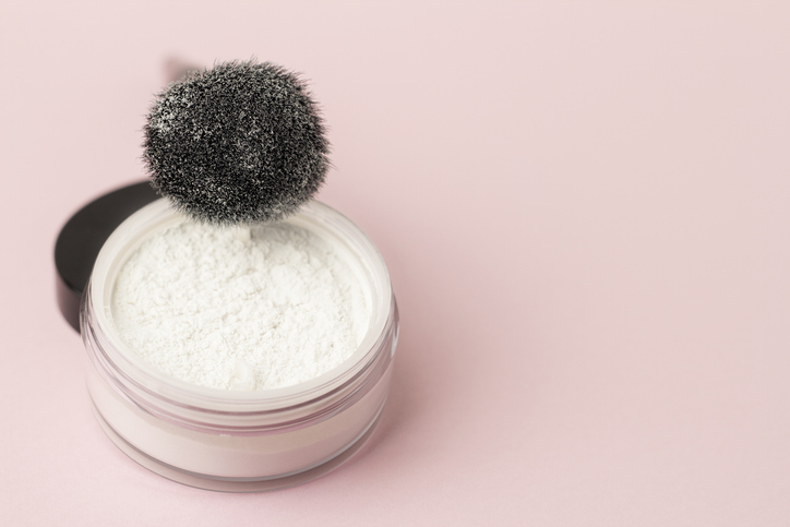 talc in cosmetics